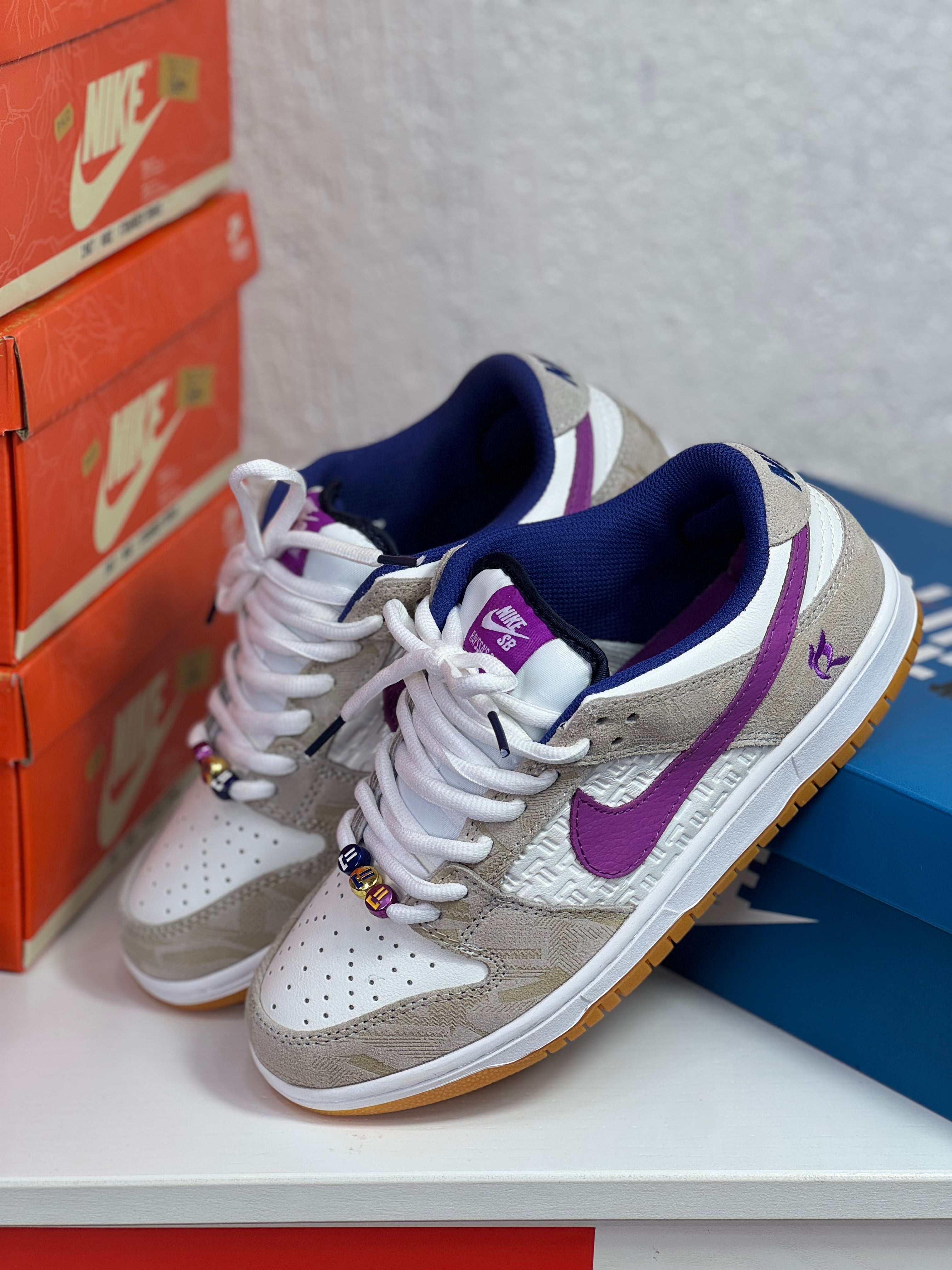 SB DUNK LOW PRO RAYSSA