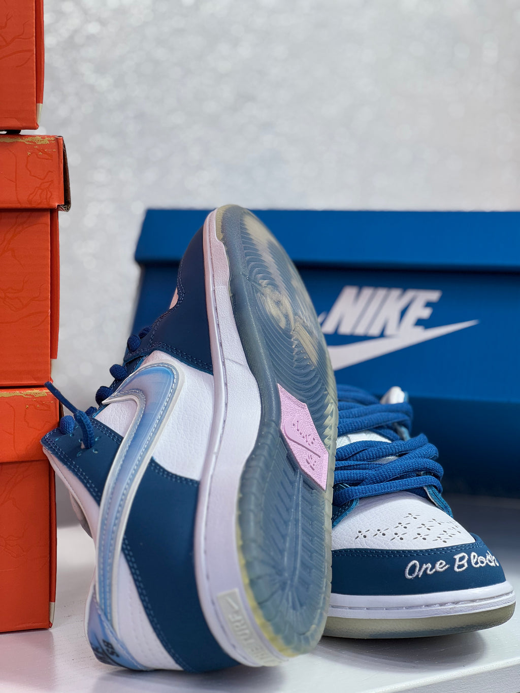 SB DUNK LOW BORN x RAISED