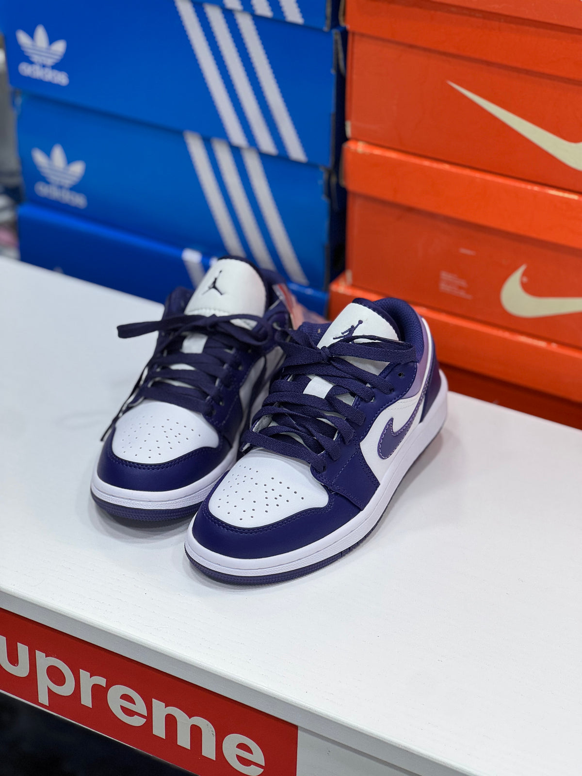 Jordan 1 Morada